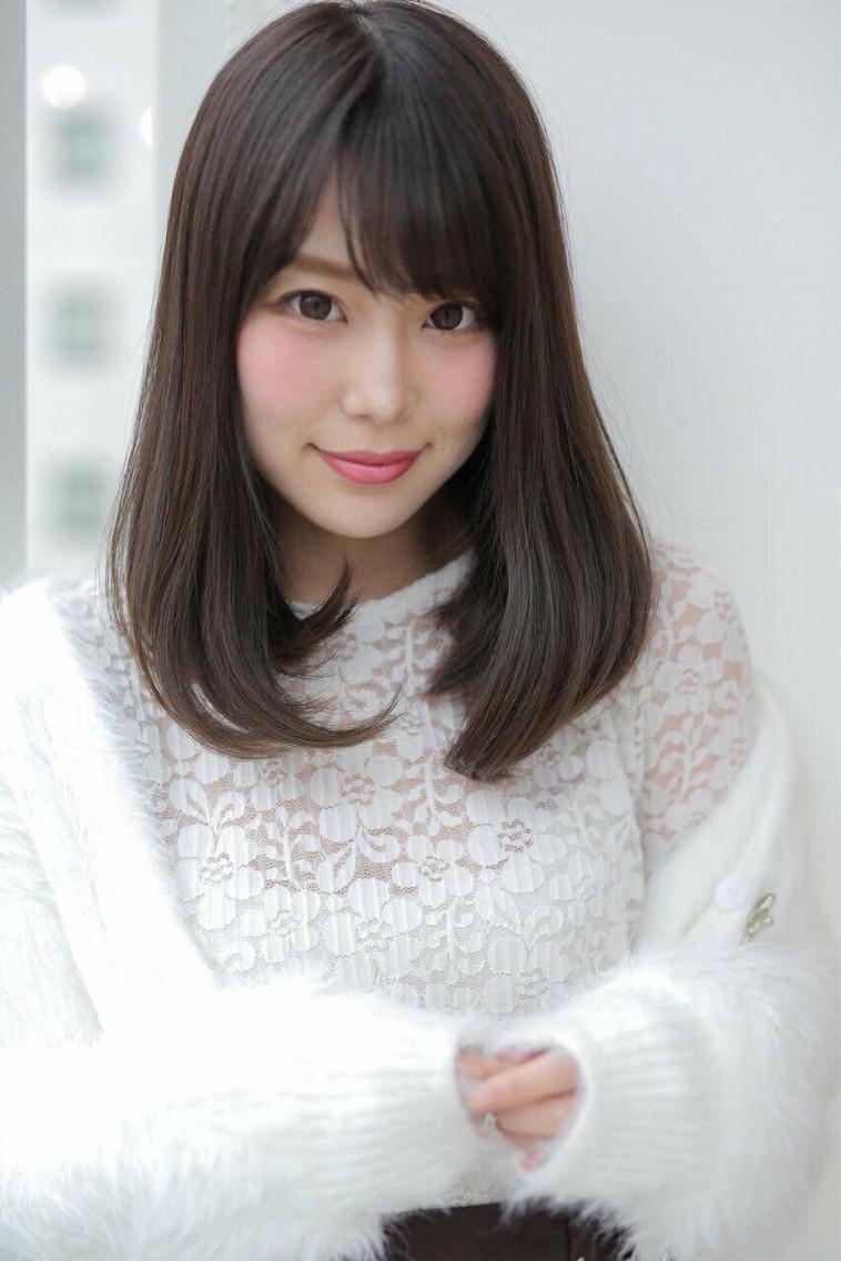 ミディアム 小川 海のヘアスタイル
