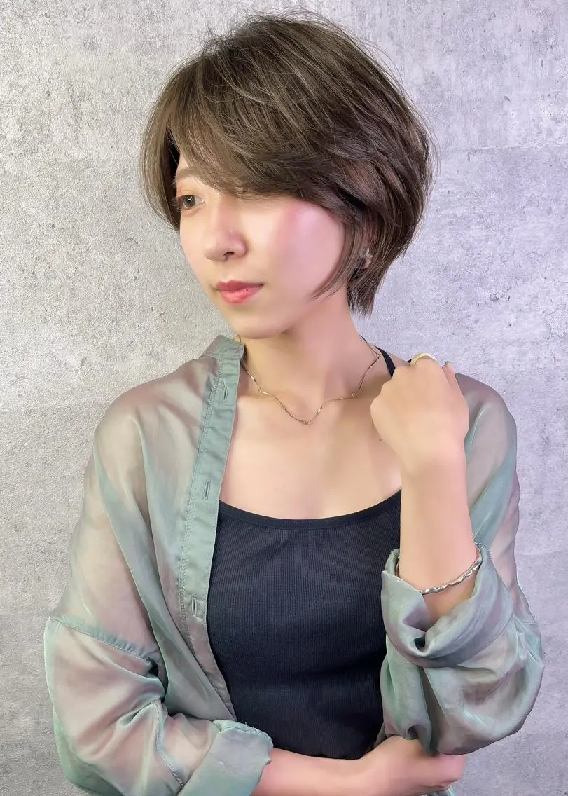 ショート 似合わせカット カット ヘアカラー トリートメント ＿WHITE鳳店 アンダーバーホワイトのヘアスタイル