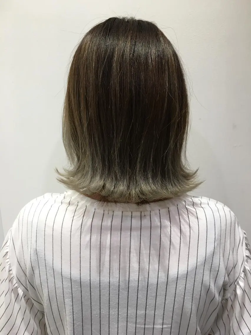 ミディアム カラー ブリーチ オリーブカラー 寺内 紳悟のヘアスタイル