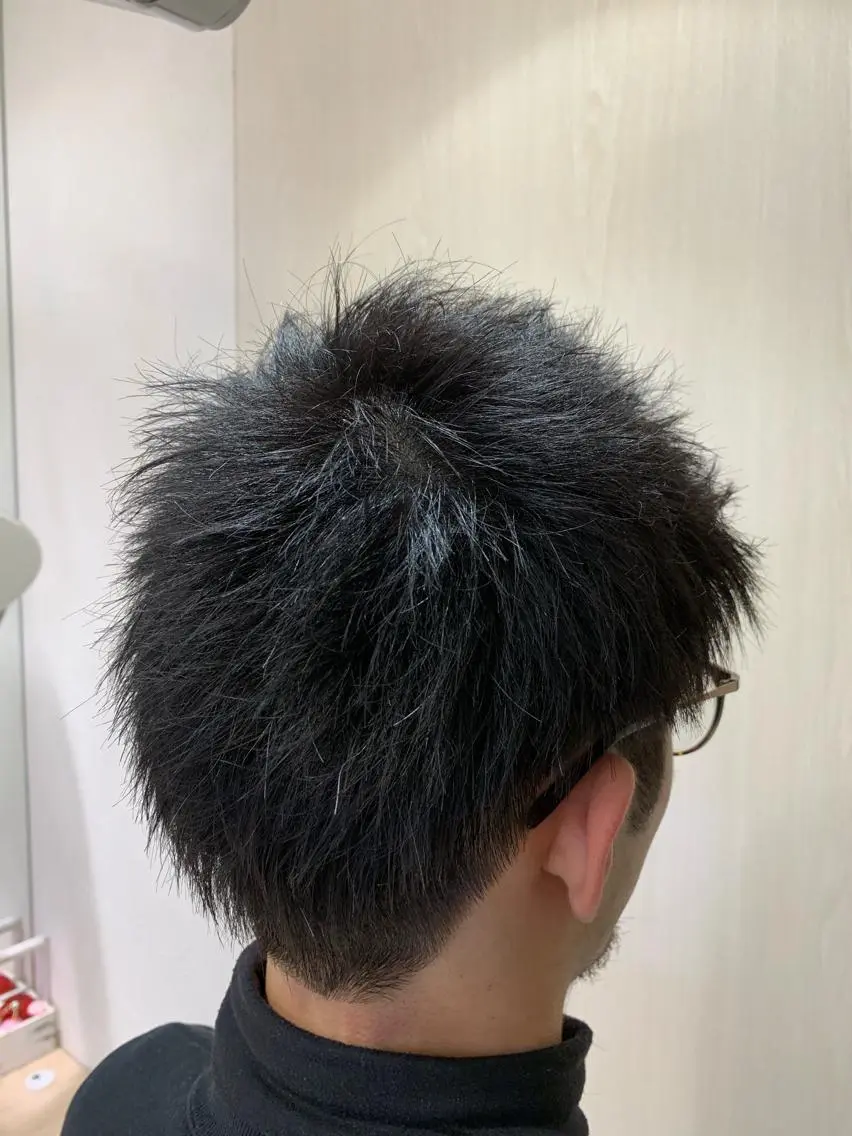 ショート メンズ カット 店長ハイトーンカラー 柞山史奈のヘアスタイル