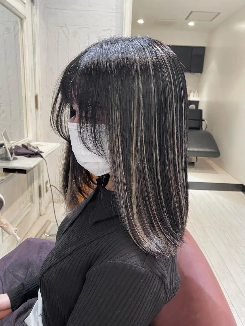 ショート カラー ブリーチ koheiのヘアスタイル