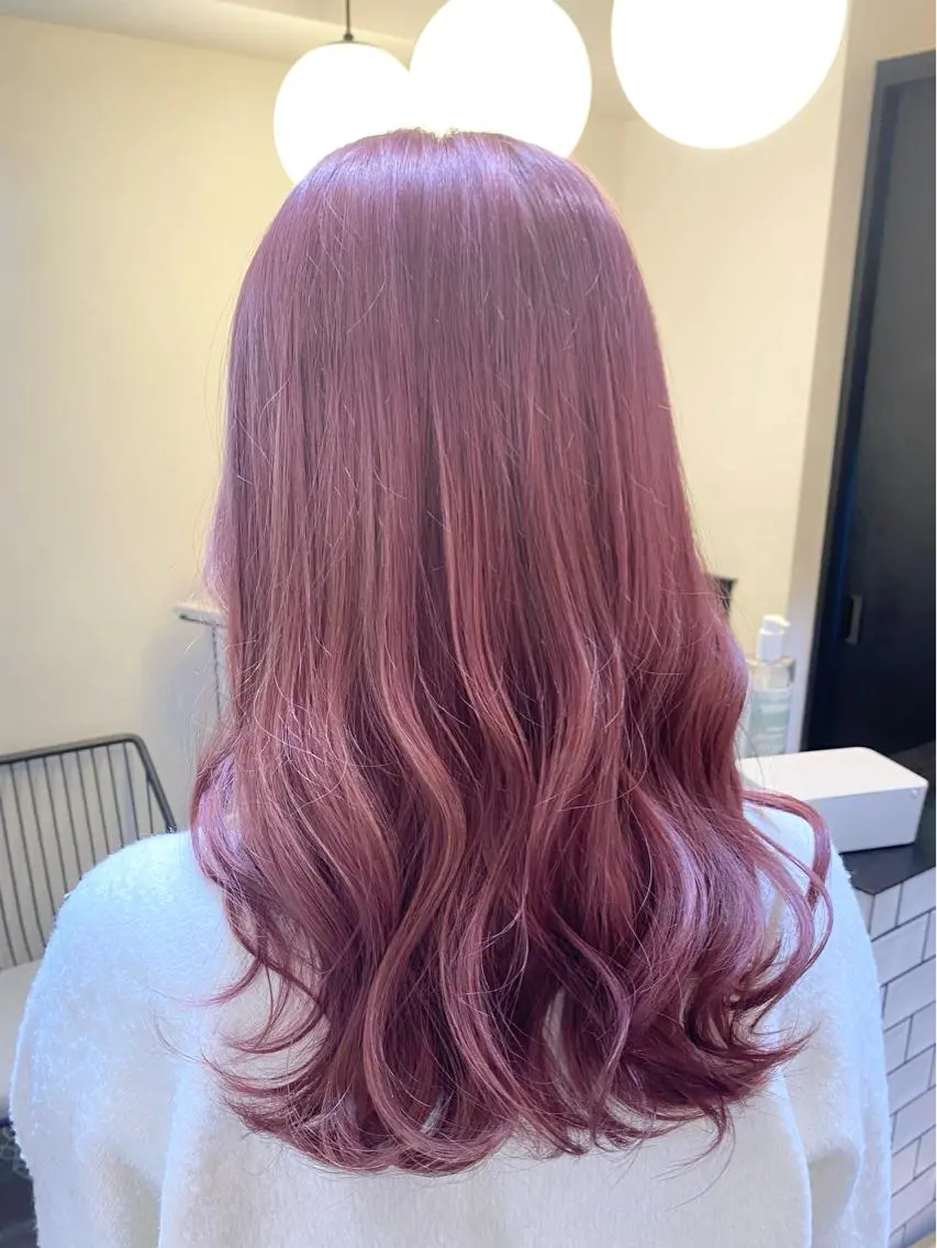セミロング カラー パーマ ヘアアレンジ メンズ キッズ 結婚式・ブライダル メンズブリーチ メンズハイライト メンズインナーカラー ブリーチ ヘアカラー 艶ピンク*ヘアセット 🌙shioriのヘアスタイル