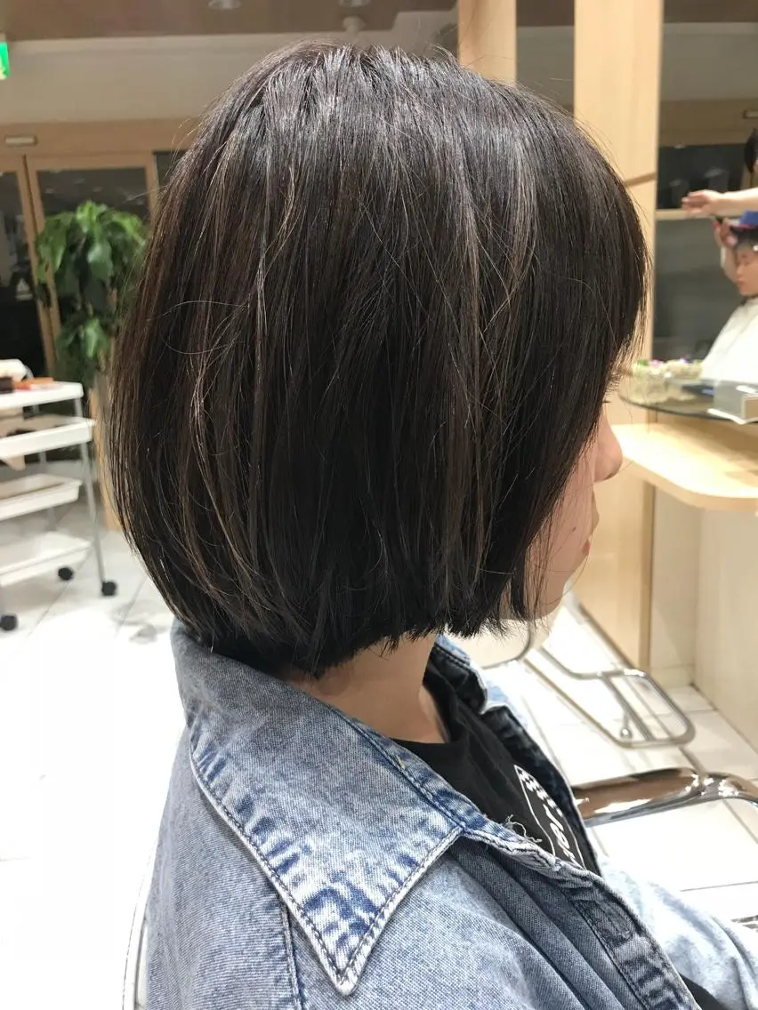 ショート 切りっぱなしボブ ボブ N.取扱いサロン🌼 Airswarm小林のヘアスタイル