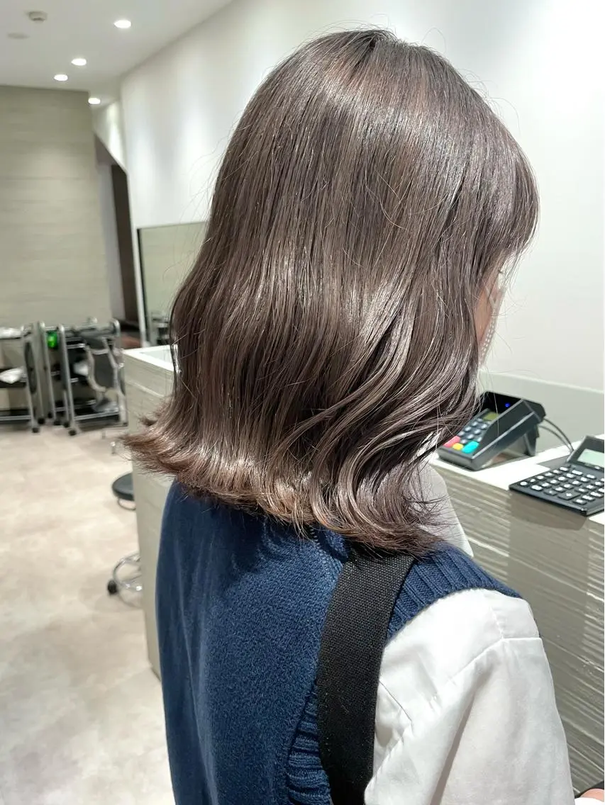 ミディアム 🤍tomoka 🤍のヘアスタイル