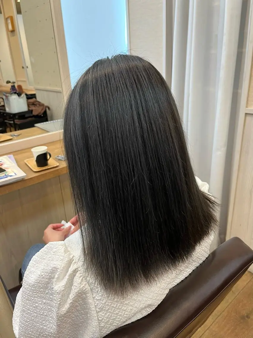 ミディアム カラー ハイライトカラー ハイライト NUMBER 天王寺 🌼yuriのヘアスタイル