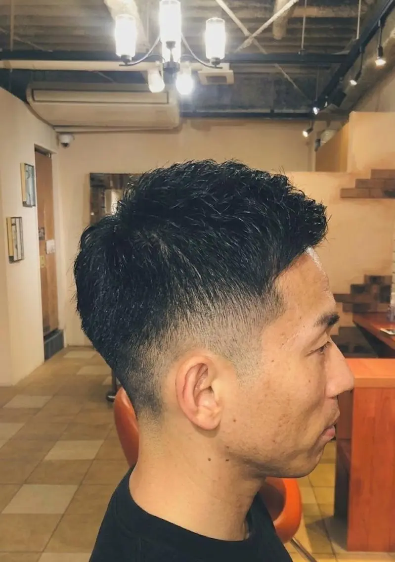 ショート カラー グラデーションカラー カット ヘアカラー トリートメント ヘッドスパ flencia 丸 和博｜カットのヘアスタイル