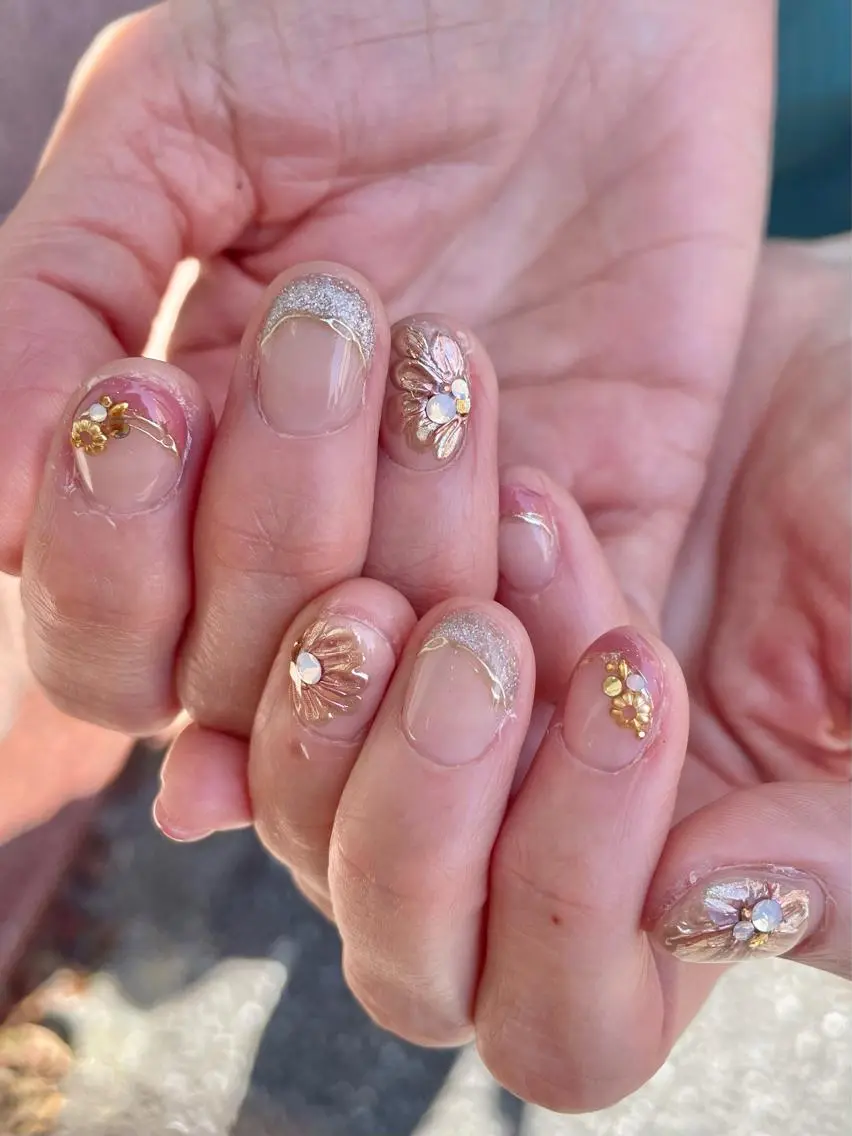 ネイル ハンドネイル Ash関内ネイリスト 荒木のネイルデザイン