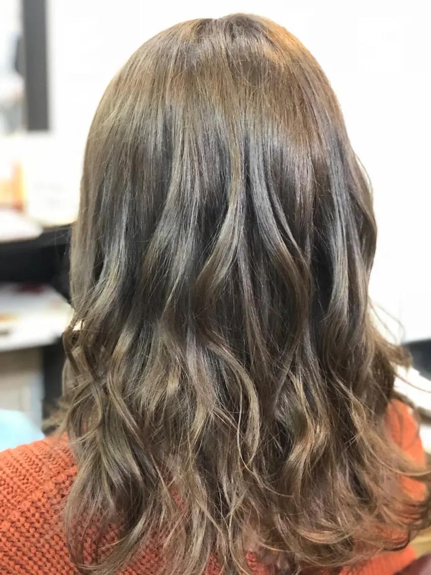 ミディアム カラー アッシュ ミント 増山 大起のヘアスタイル