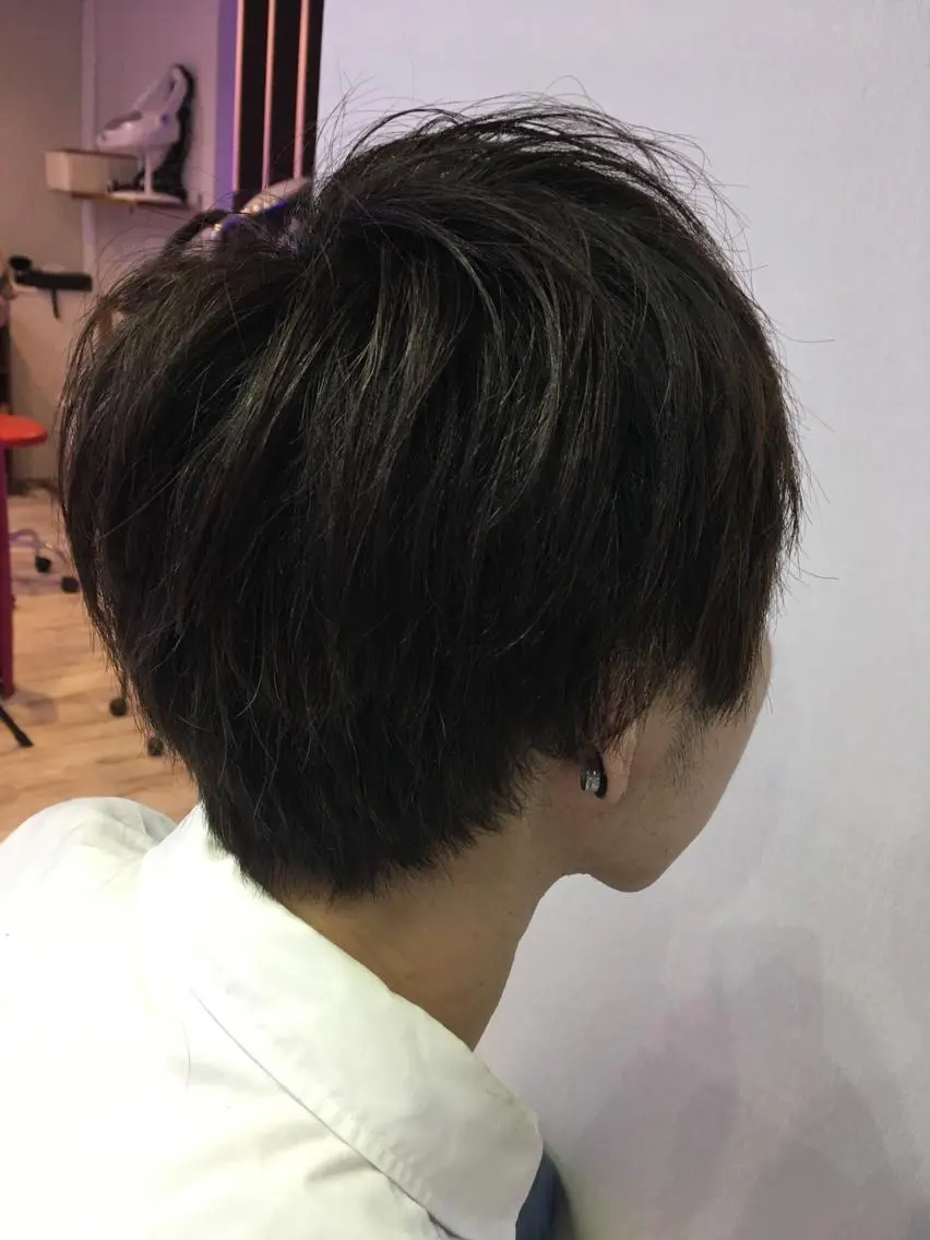 ショート メンズ 白井 つづりのヘアスタイル