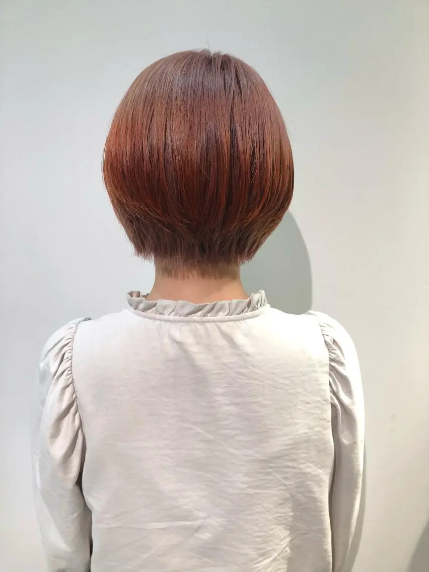 ショート カラー ブリーチ オレンジ ピンクカラー カット ヘアカラー トリートメント 髪質改善/レイヤー/ お顔まわり/Ami.のヘアスタイル