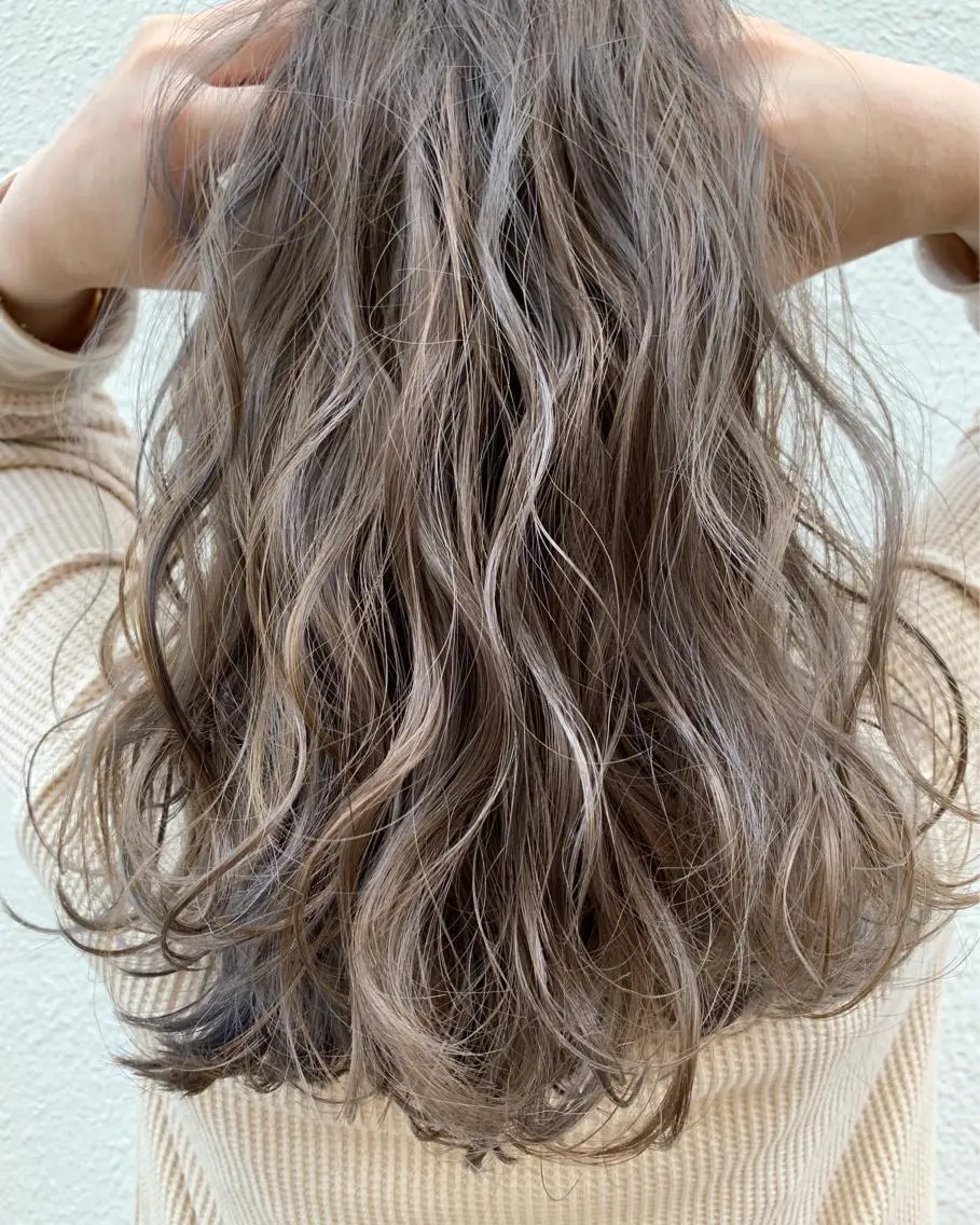 セミロング カラー flocci🌙 フロクシのヘアスタイル