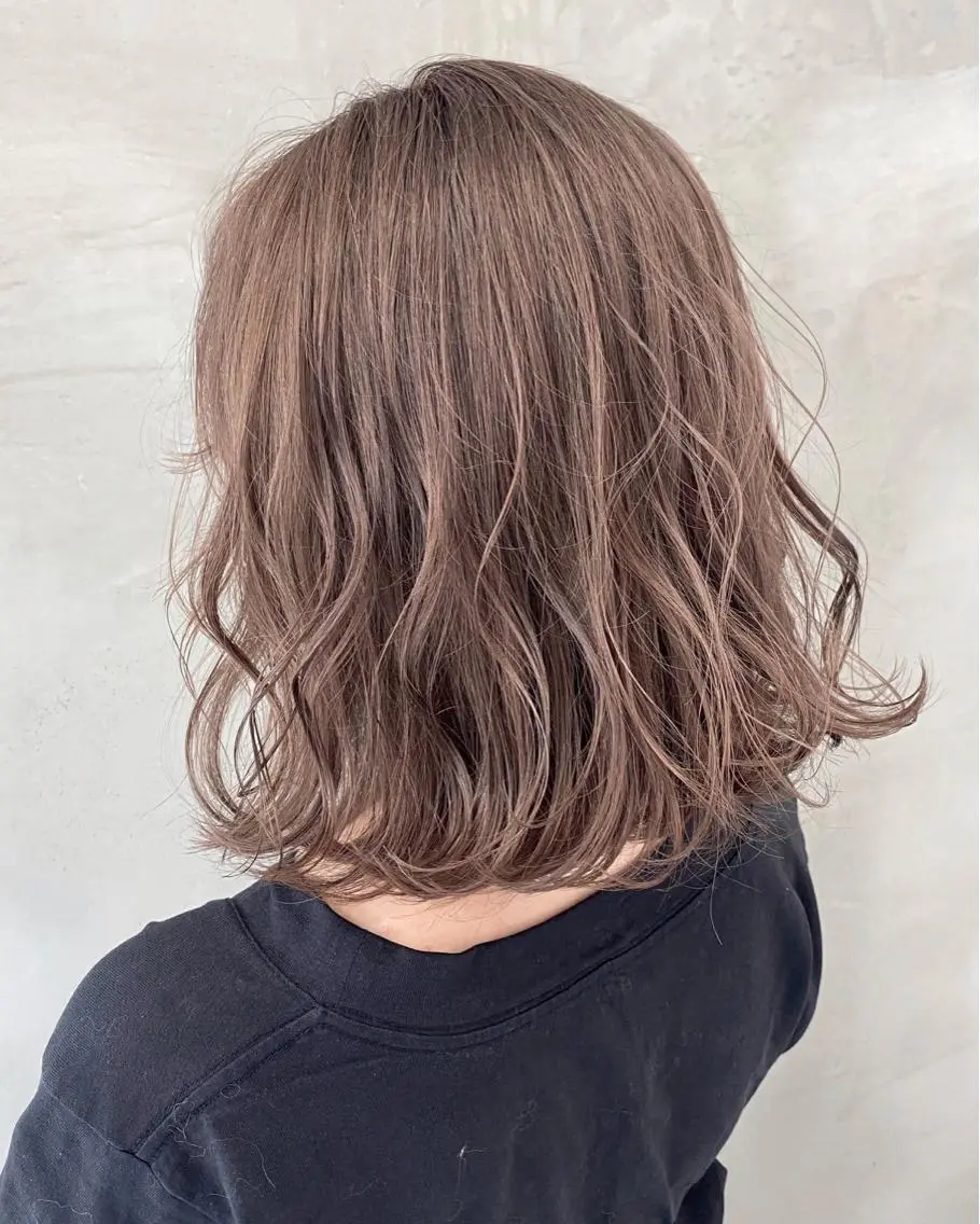 ミディアム カラー ヘアカラー トリートメント 🫧透明感カラー🫧 OIKAWAのヘアスタイル