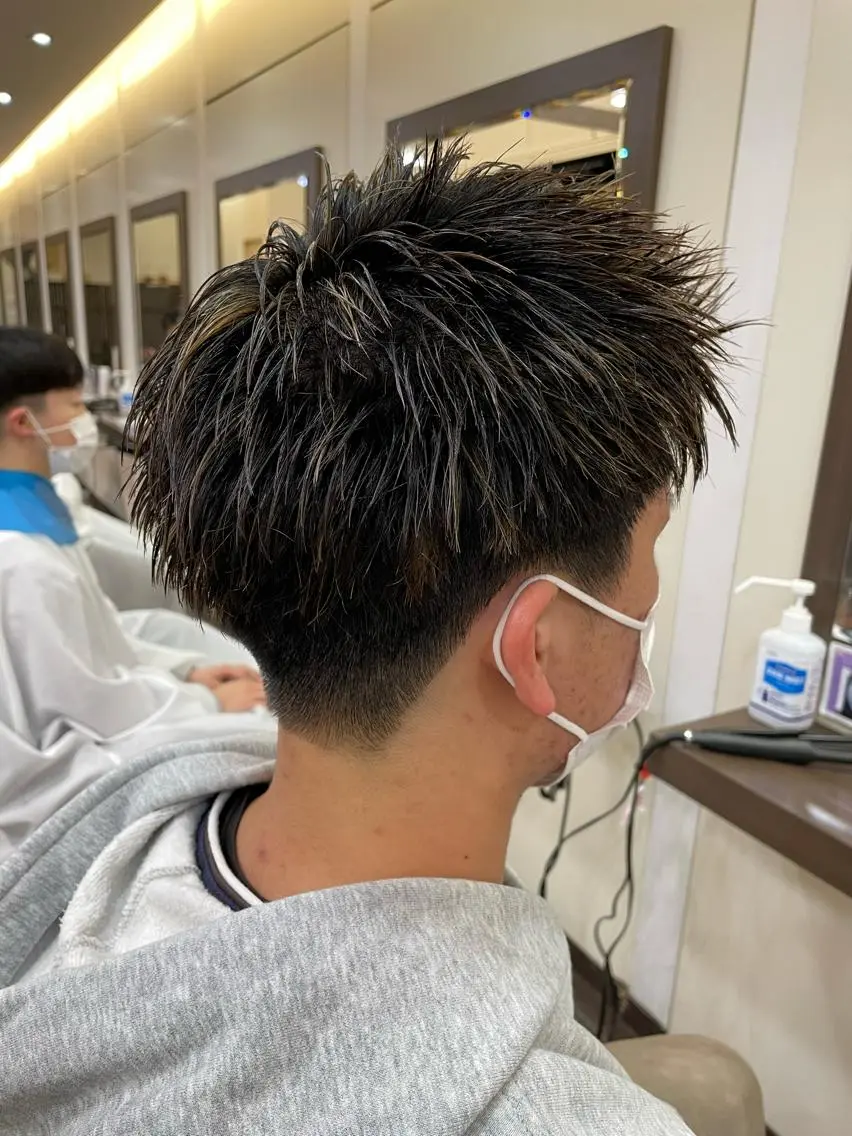 ショート カラー ハイライトカラー ハイライト レディースカット いからしゆうたのヘアスタイル
