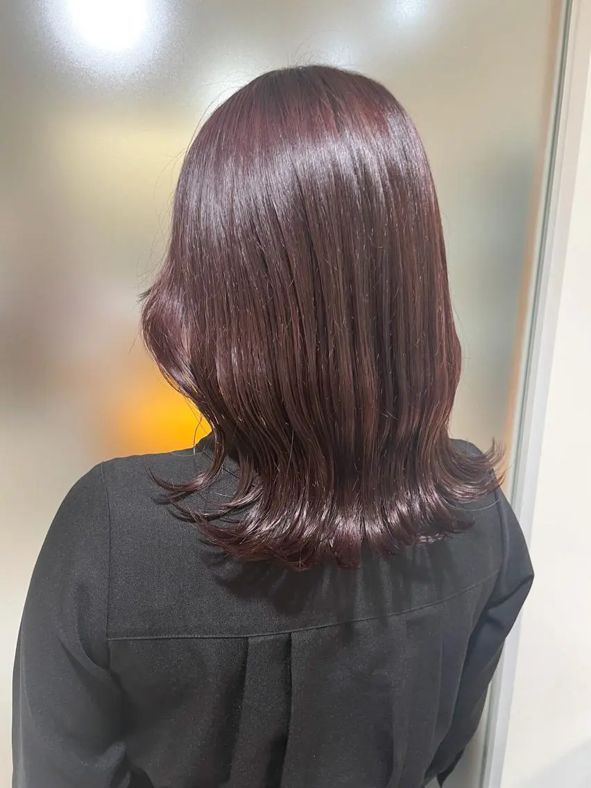 ミディアム カラー ヘアカラー 佐藤 梨里花 ❤︎のヘアスタイル