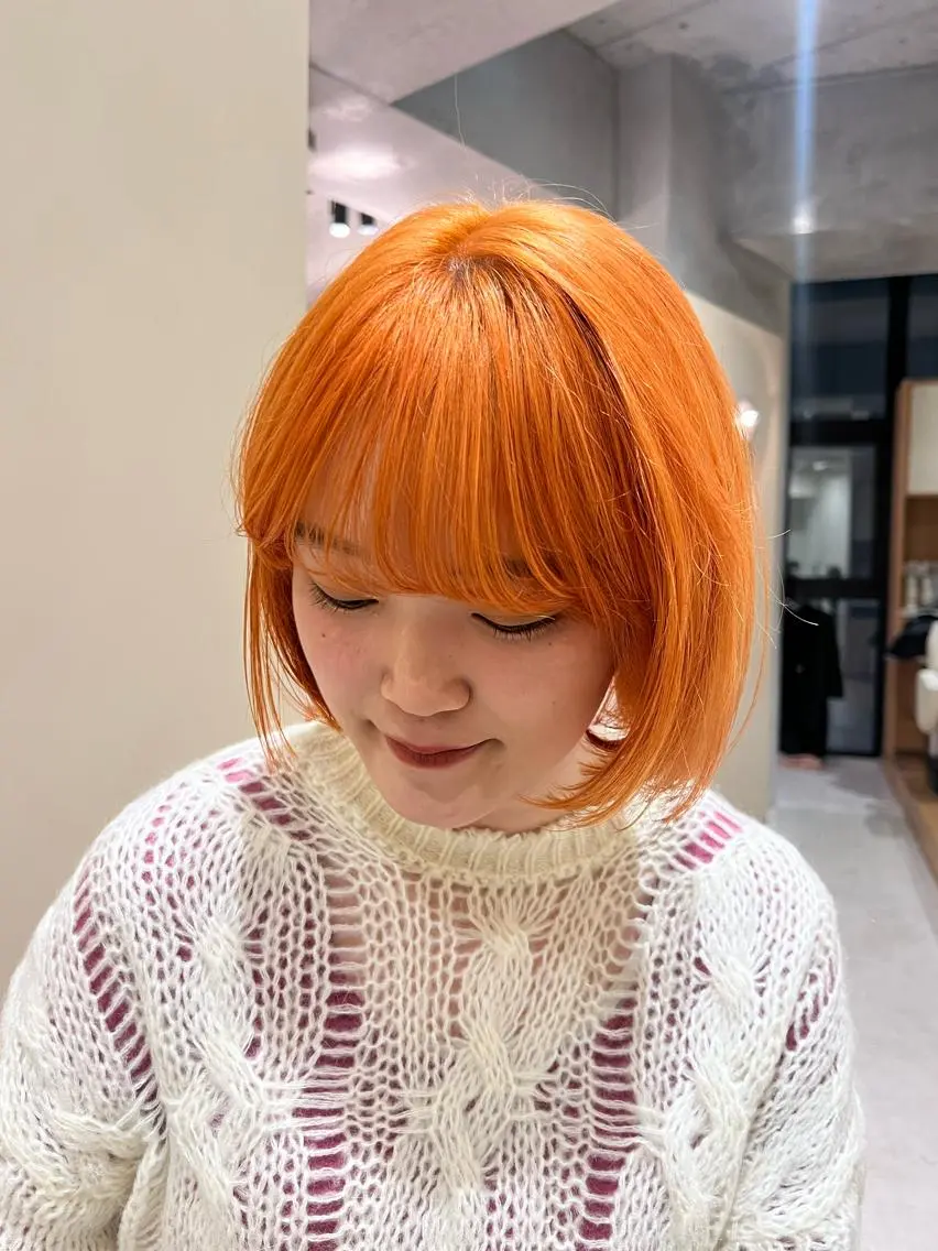 ミディアム レイヤーカット NERO加藤木麻彩のヘアスタイル