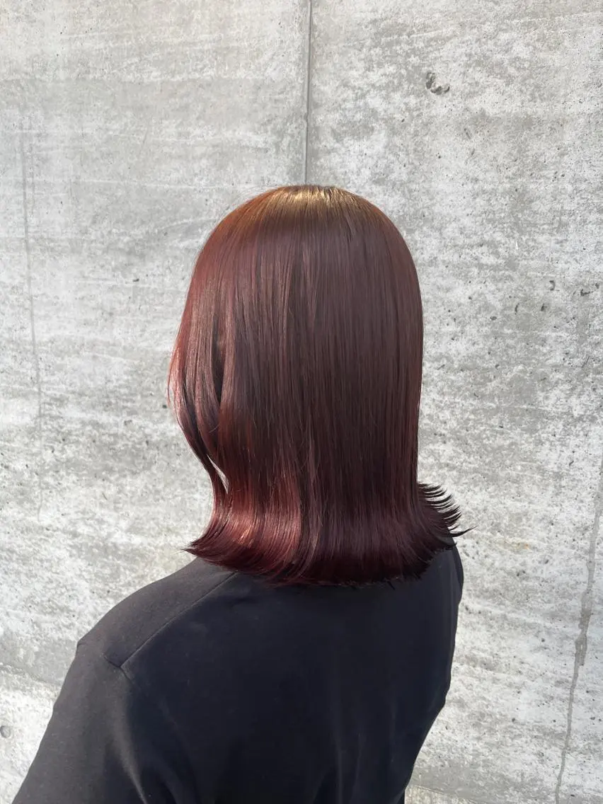ミディアム alu yuinaのヘアスタイル