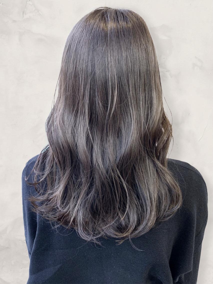 ロング カラー 透明感カラー グレージュ 顔周りカット 髪質改善 レイヤーカット カット ヘアカラー トリートメント グレージュ×レイヤー 藤生 和宏のヘアスタイル