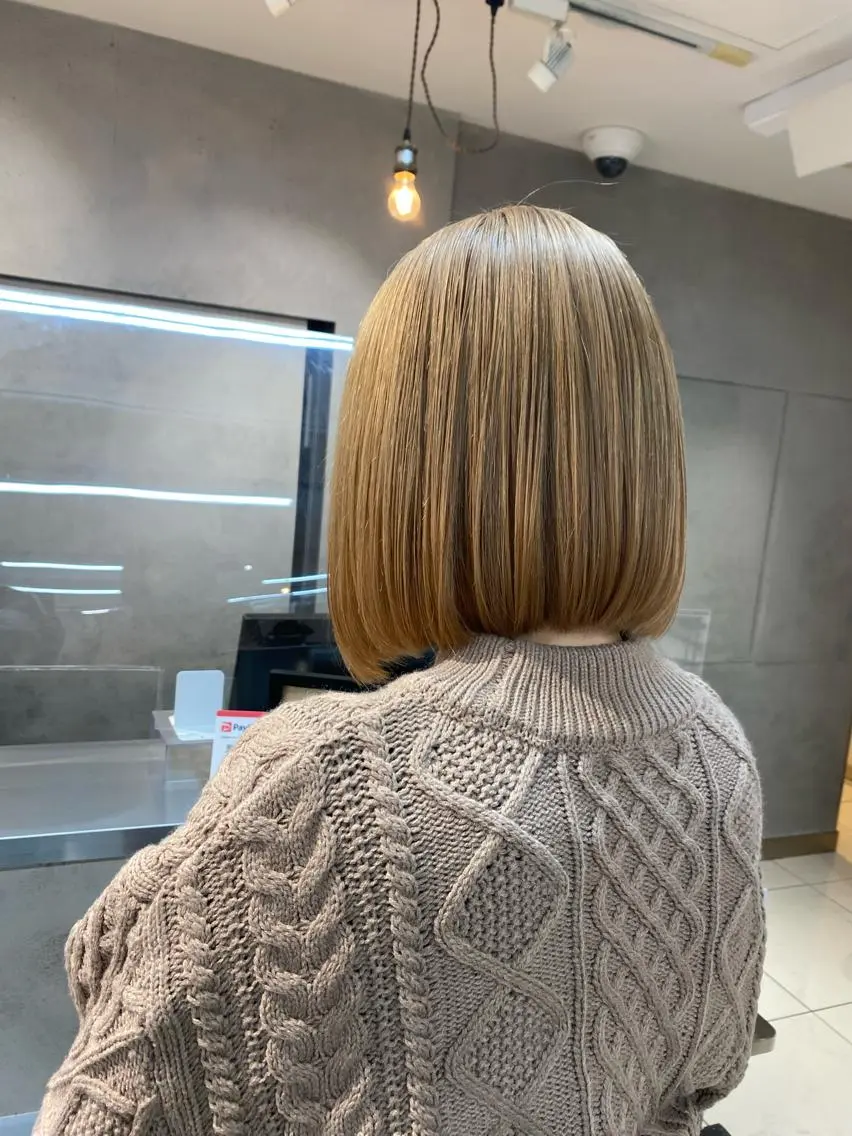 ショート カラー 艶髪/ショート/ ボブ/なつきのヘアスタイル