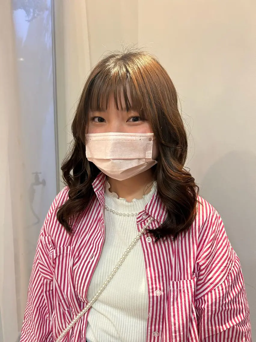 ロング 顔まわりレイヤー 顔周りカット レイヤーカット 小顔カット 谷澤 朋佳のヘアスタイル