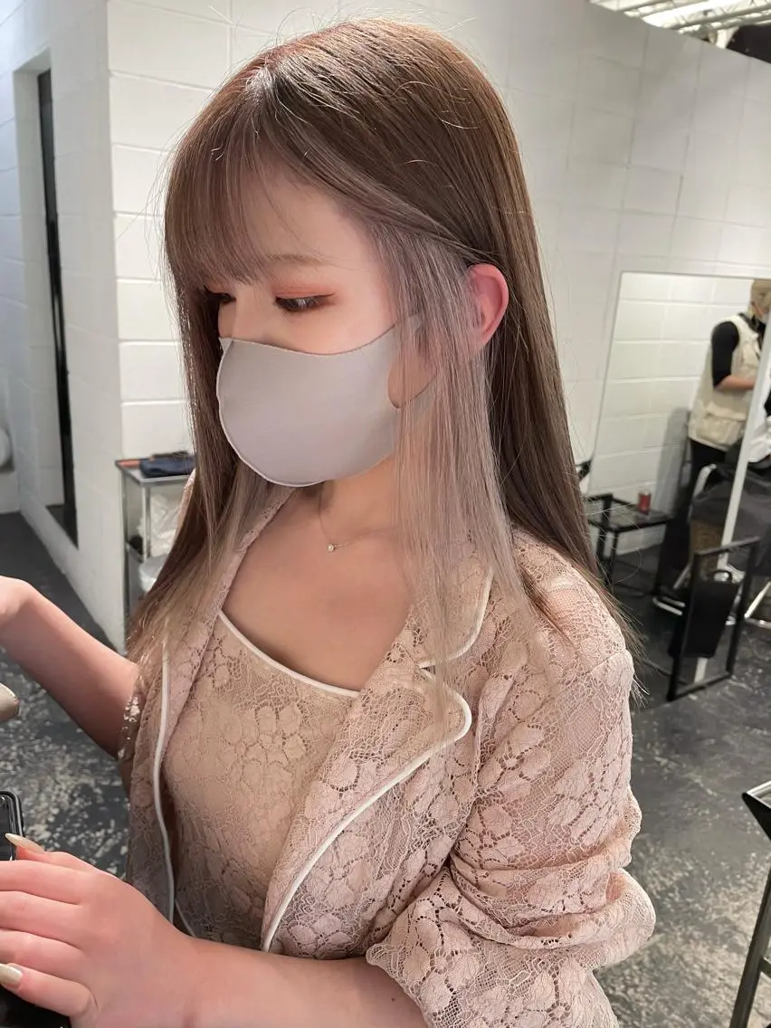 セミロング カラー ヘアアレンジ ミストバング ブリーチ フェイスフレーミング カット ヘアカラー トリートメント 艶ハイトーン/ヘア アレンジAYAKAのヘアスタイル