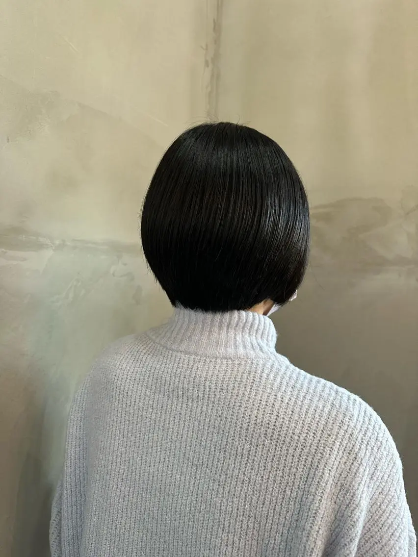 ショート カット 益 佑夏のヘアスタイル