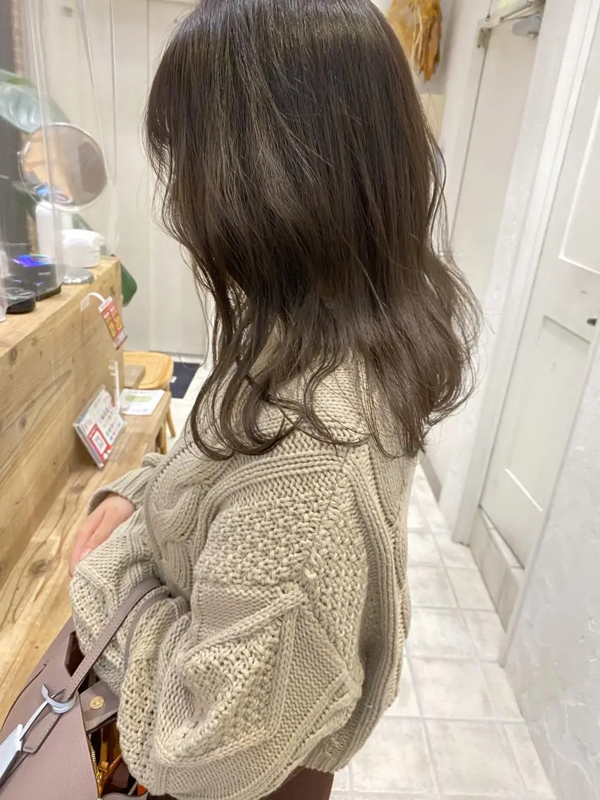 ミディアム カラー ベージュカラー オリーブベージュ 🌟アレンジが似合う カラー🌟Rumiのヘアスタイル
