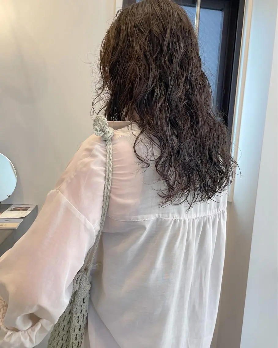 セミロング パーマ やまさきえりこ ニュアンスパーマのヘアスタイル