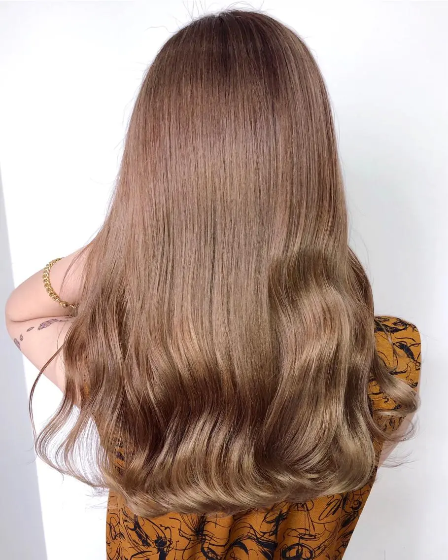 セミロング カラー ブリーチ ブリーチ 透明感HIDEのヘアスタイル