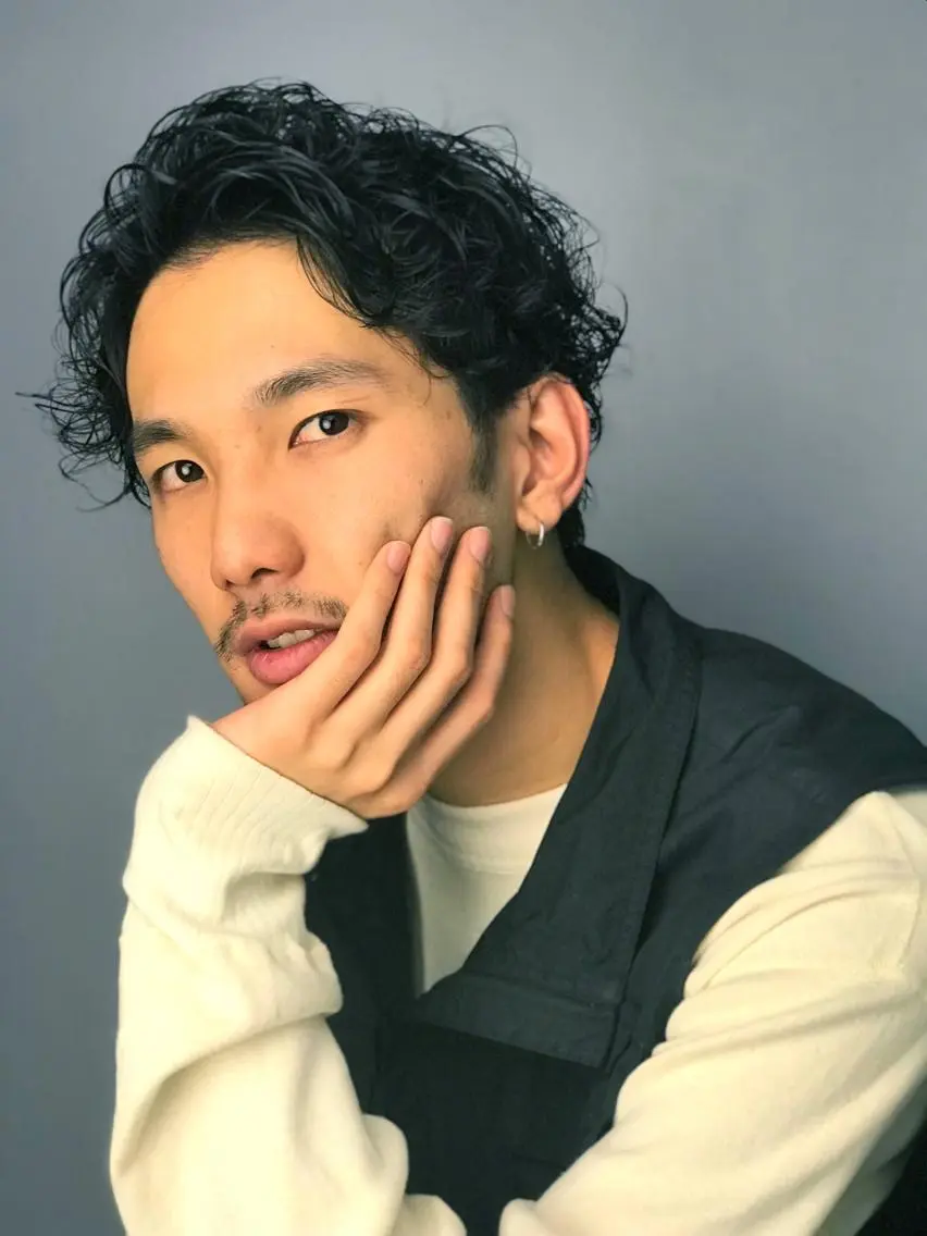 ショート パーマ メンズ メンズパーマ カット ヘッドスパ 縮毛矯正×髪質改善 店長　DAITOのヘアスタイル