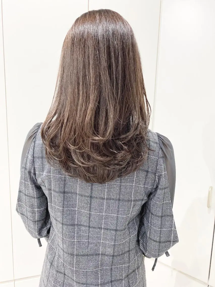 セミロング レイヤーカット 横浜縮毛矯正 ☆渋谷良太のヘアスタイル