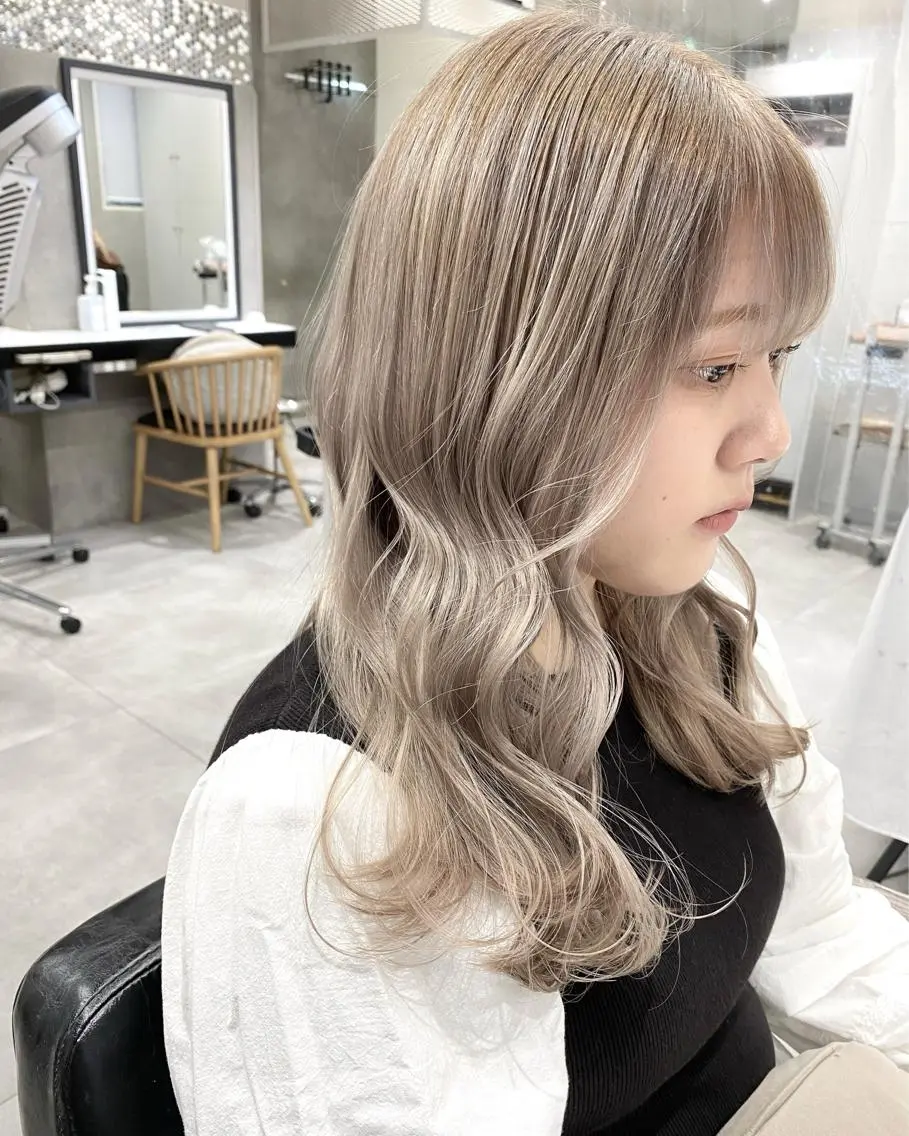 セミロング ヘアカラー トリートメント quill クイル　ツボイタクマのヘアスタイル