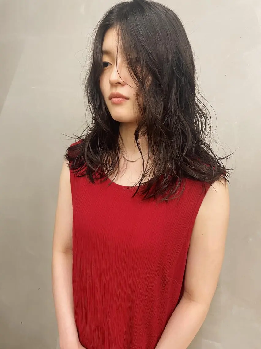 セミロング パーマ セミロングパーマ カット パーマ トリートメント センスをお届けします 大谷将生infpのヘアスタイル
