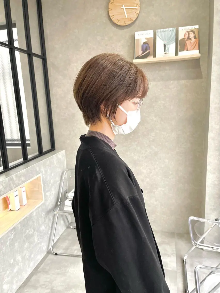 ショート カラー 一ノ瀬 暁のヘアスタイル