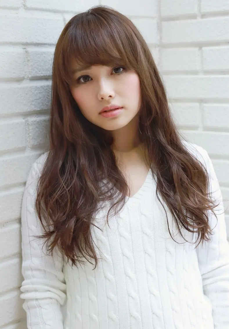 ロング カラー ベージュカラー 透明感カラー フォギーベージュ 安藤 明日翔のヘアスタイル