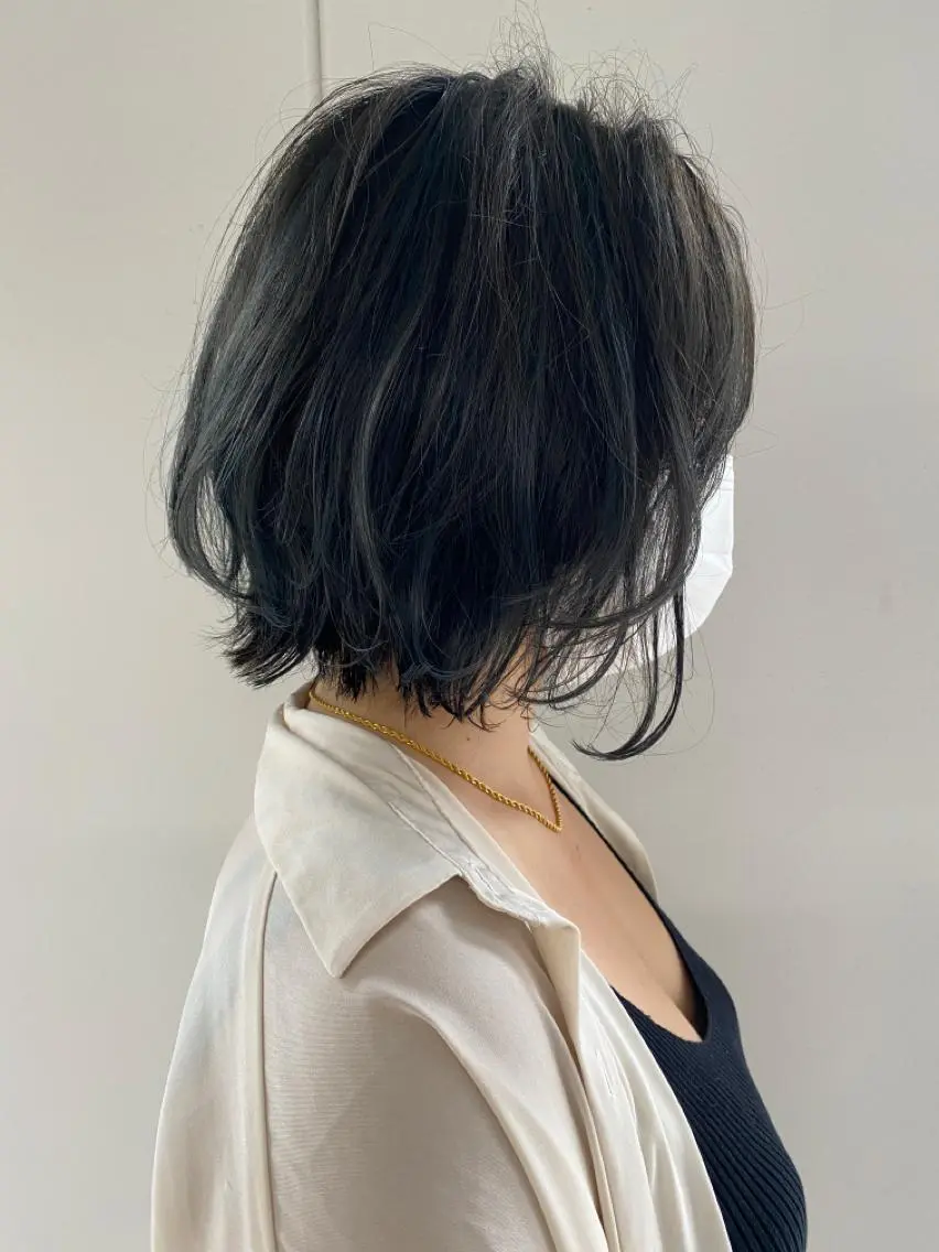 ミディアム カラー KOOKI スティードトーキョーのヘアスタイル