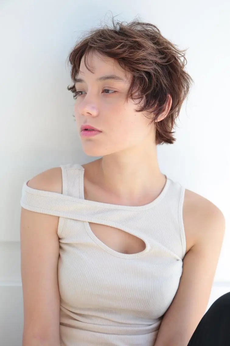 ショート カラー パーマ レイヤーカット✂️ 横浜No1♡下鳥翔子のヘアスタイル