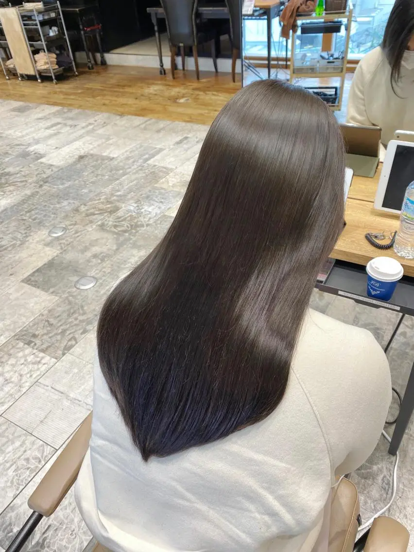 カラー 銀座/レイヤー 顔周りカット溝手優太のヘアスタイル