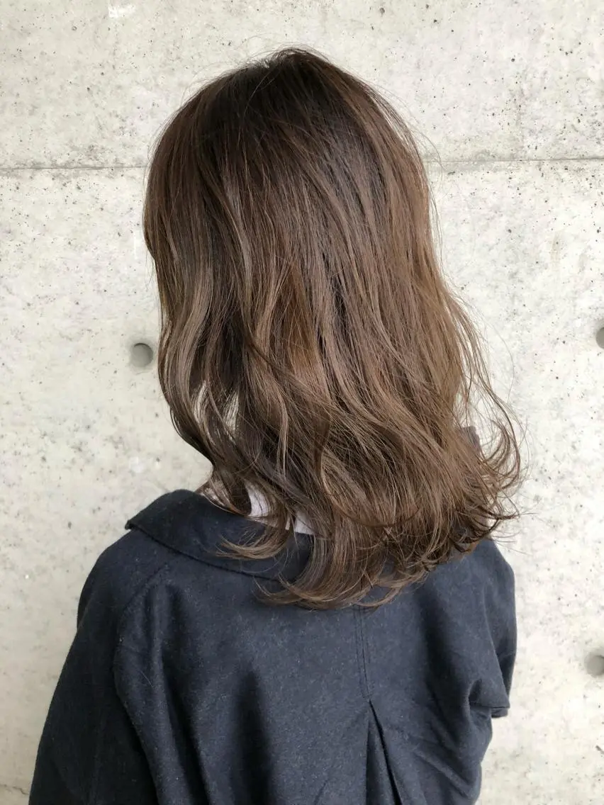 ミディアム CIVOLI stylistのヘアスタイル