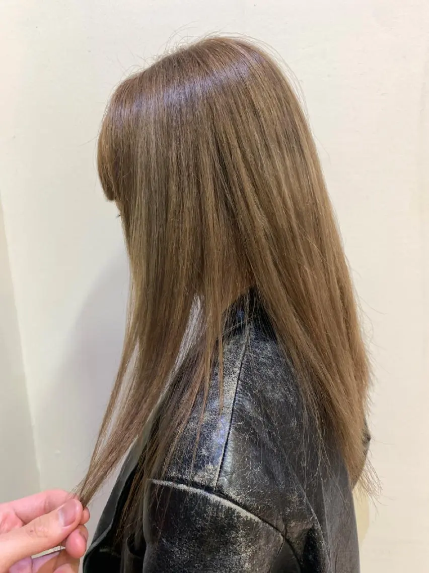 セミロング ヘアカラー 美髪改善・レイヤー tadasuke⭐️のヘアスタイル