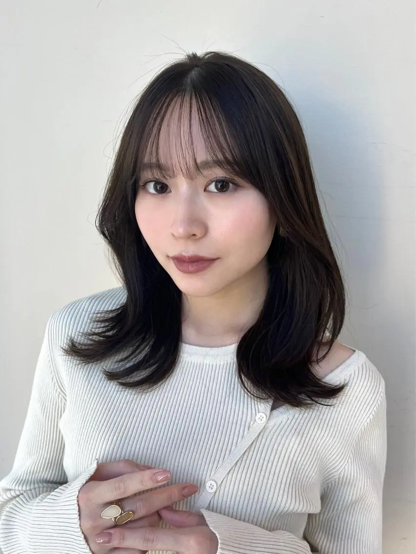 ミディアム カラー 佐藤 悠衣/透明感 カラー/似合わせ前髪のヘアスタイル