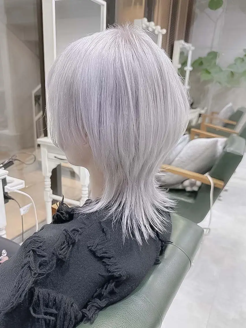 ショート カラー ヘアアレンジ メンズ メンズブリーチ メンズハイトーン ブリーチ ケアブリーチ 透明感カラー Days 透明感カラーのヘアスタイル