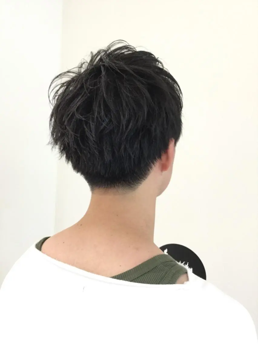ショート メンズ マッシュ 刈り上げ マッシュヘア 透明感カラー 松田晃代のヘアスタイル