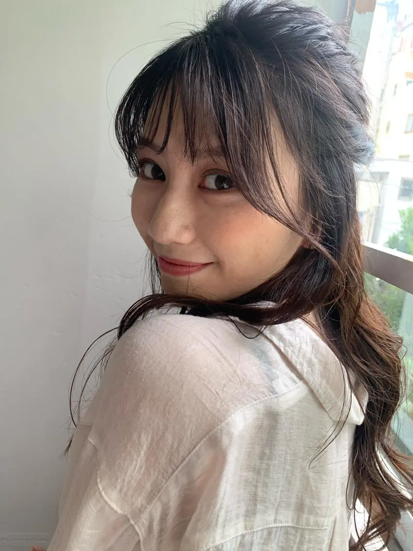 ロング 🦋エクステ/透明感 カラー🦋宮川莉央のヘアスタイル