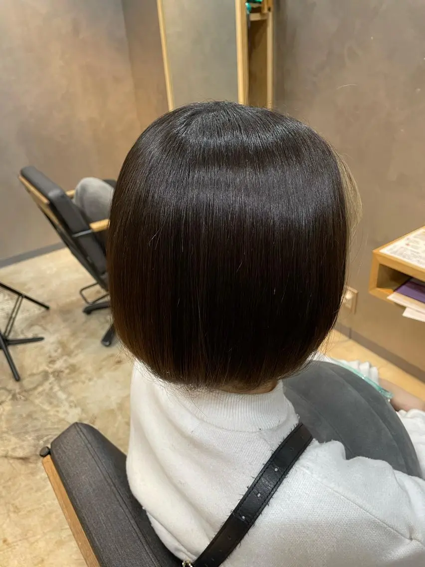 ショート ボブ inity　杉本 美羽のヘアスタイル