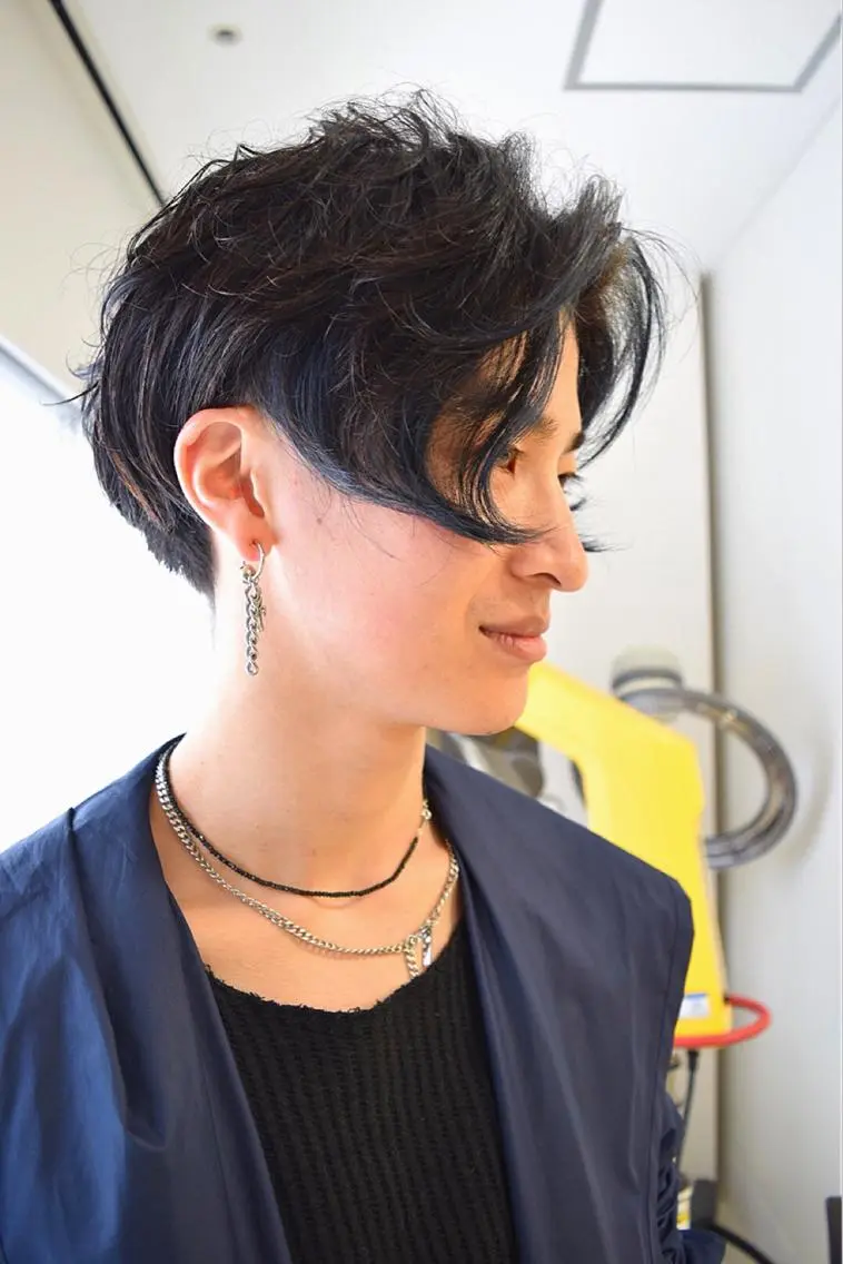 ミディアム カラー パーマ メンズ 伊藤 きららのヘアスタイル