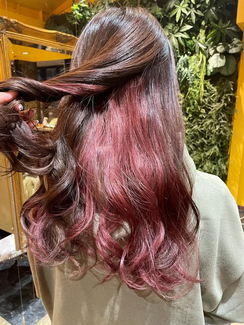ロング カラー 田中 沙織のヘアスタイル
