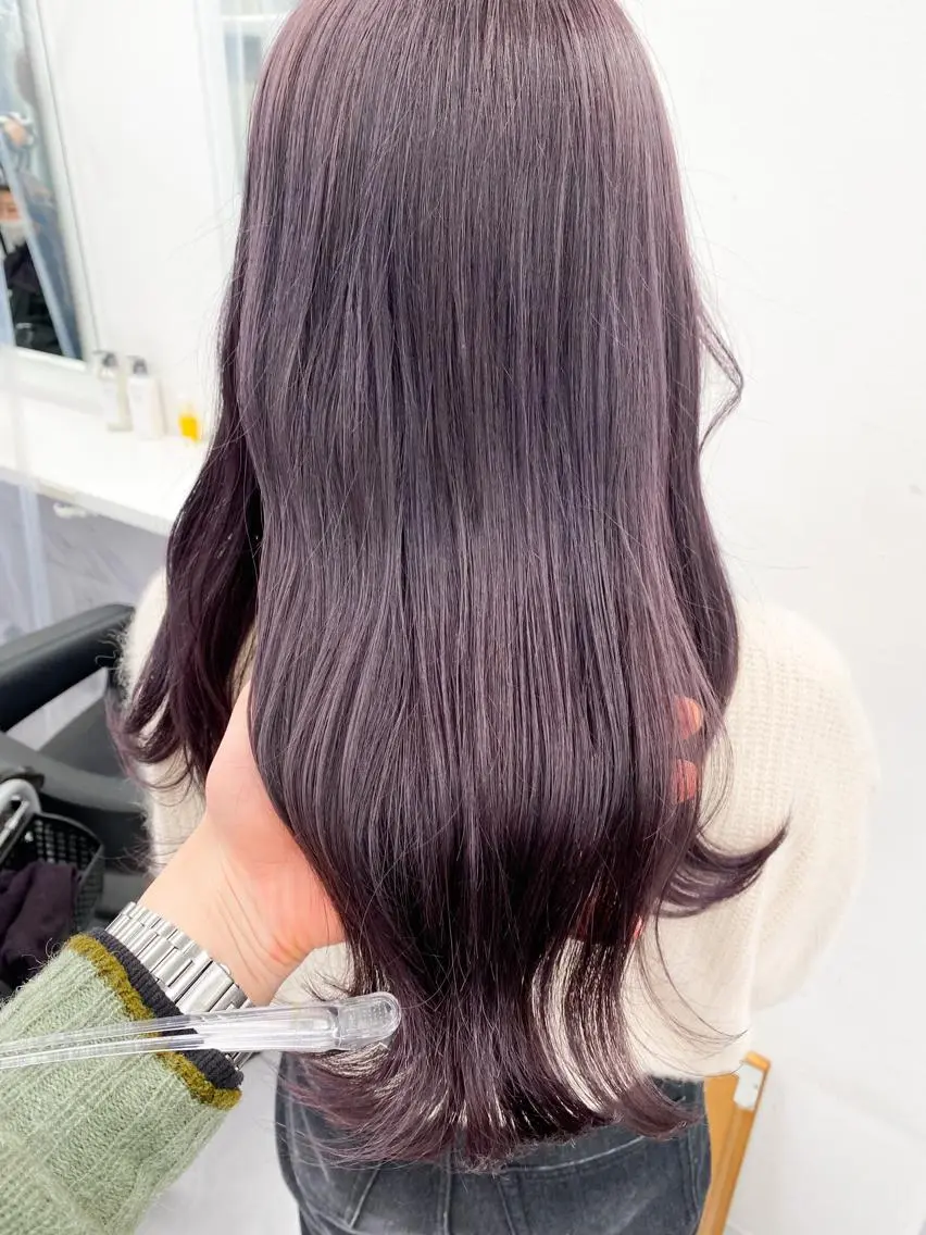 セミロング カラー ヘアカラー トリートメント ハイトーン×レイヤー カットTAKUMIのヘアスタイル