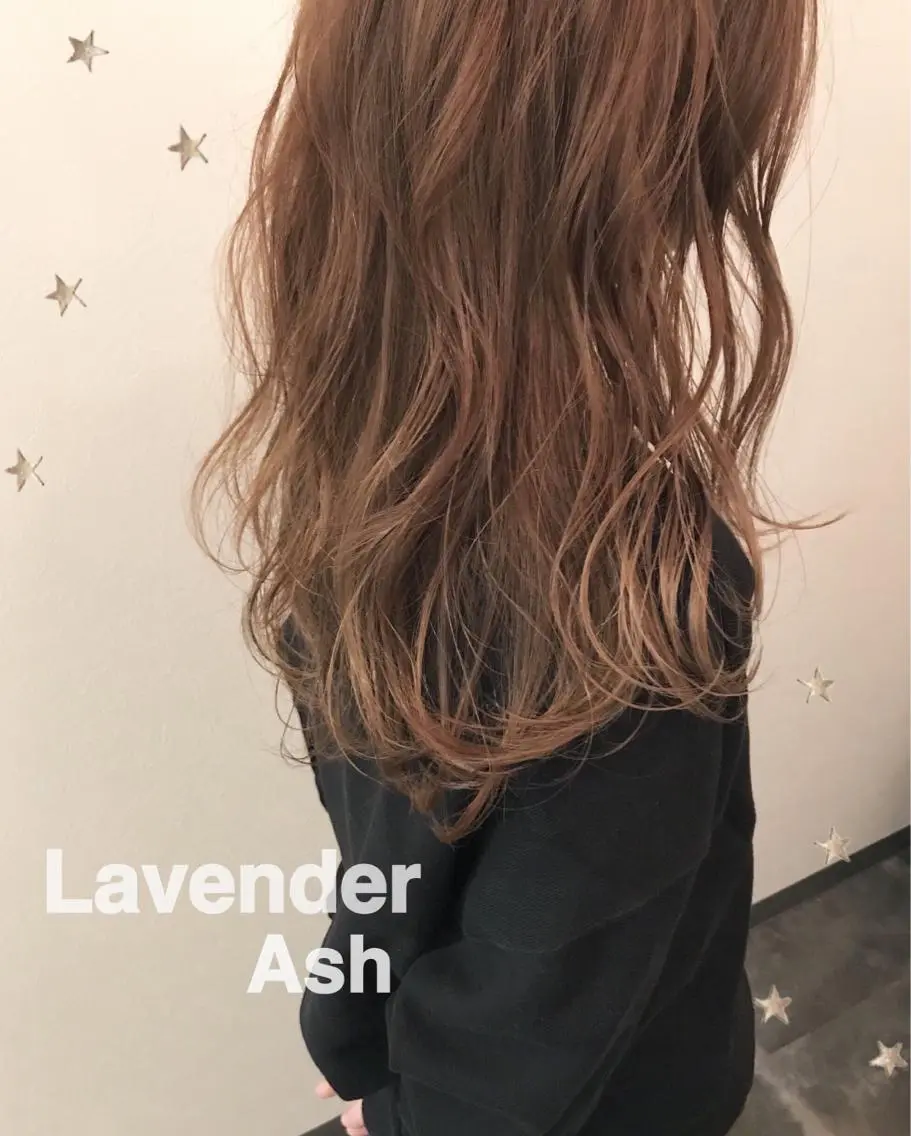 ロング カラー ブリーチ 市川 千夏のヘアスタイル