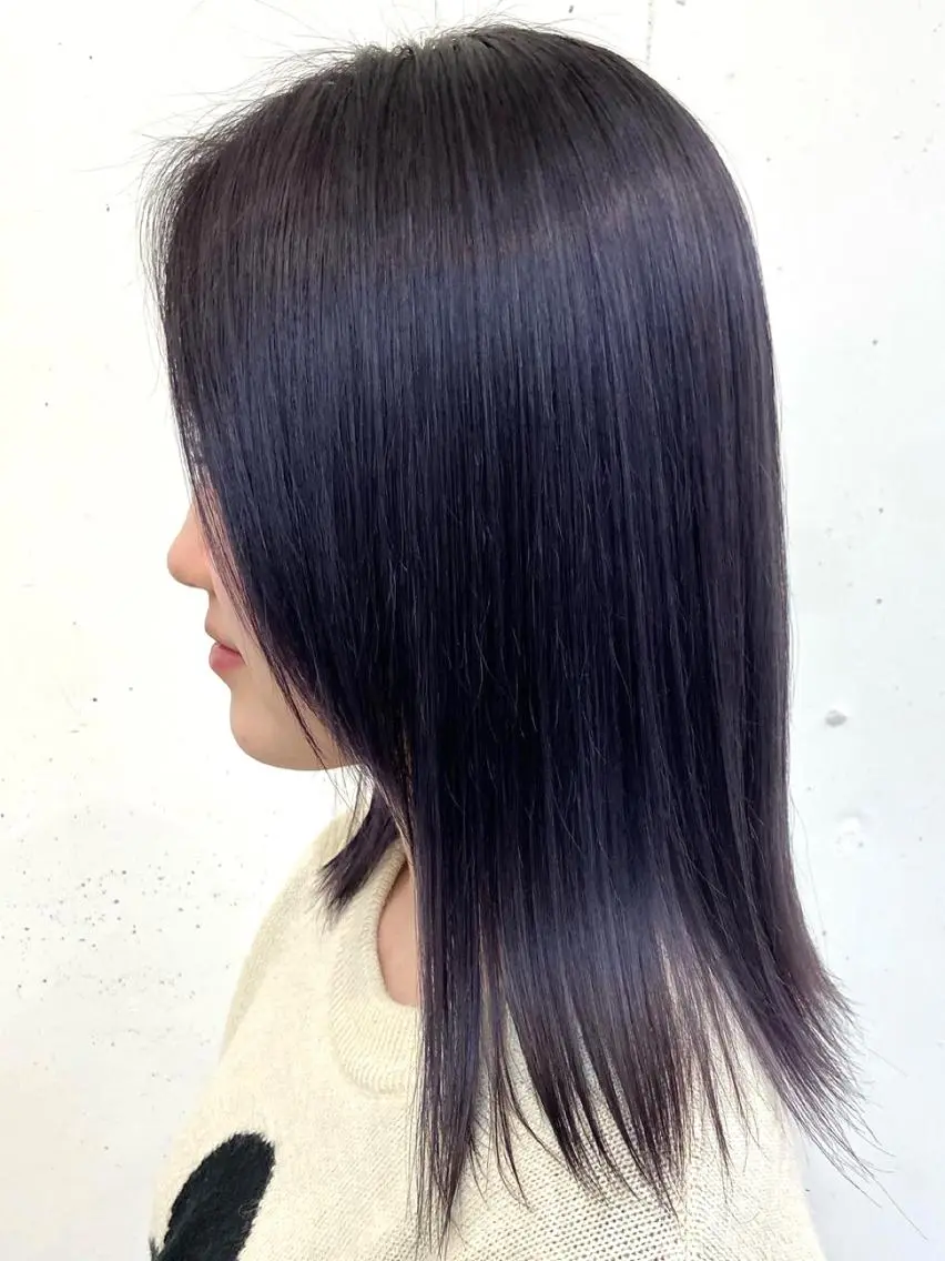 ミディアム カラー ブリーチ ヘアカラー トリートメント ウルフカット レイヤーカット上柿のヘアスタイル