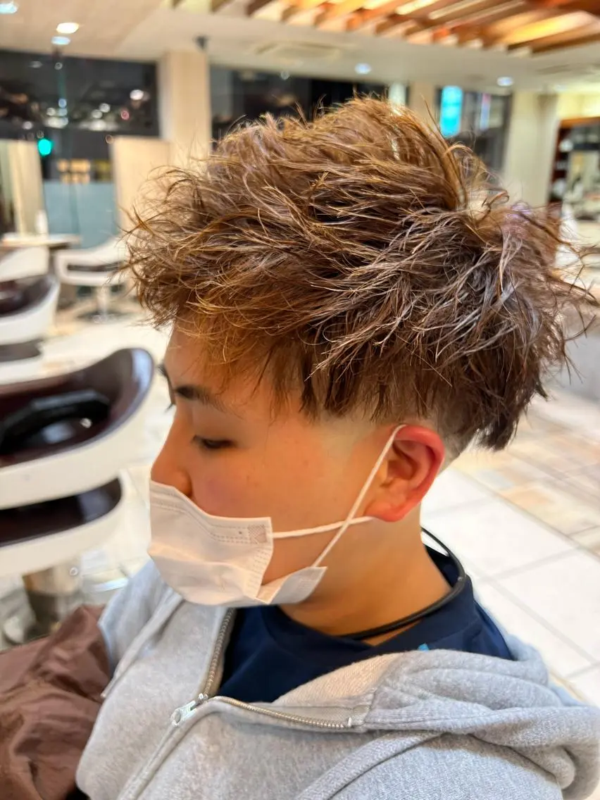 パーマ ツイストスパイラルパーマ スパイラルパーマ EARTH岩楯 優貴のヘアスタイル